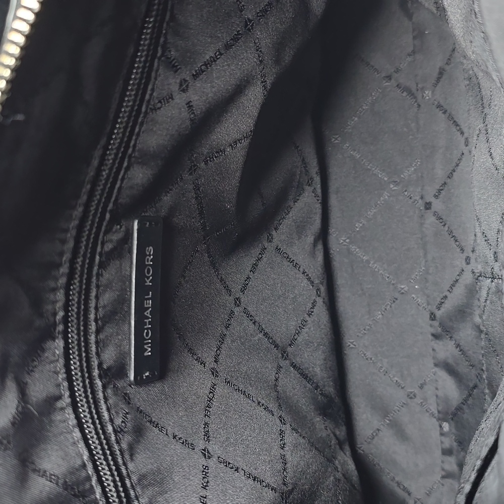 Michael Kors Cindy Dome Satchel Black Gray MK Monogram Crossbody Bag COA - Picture 8 of 13